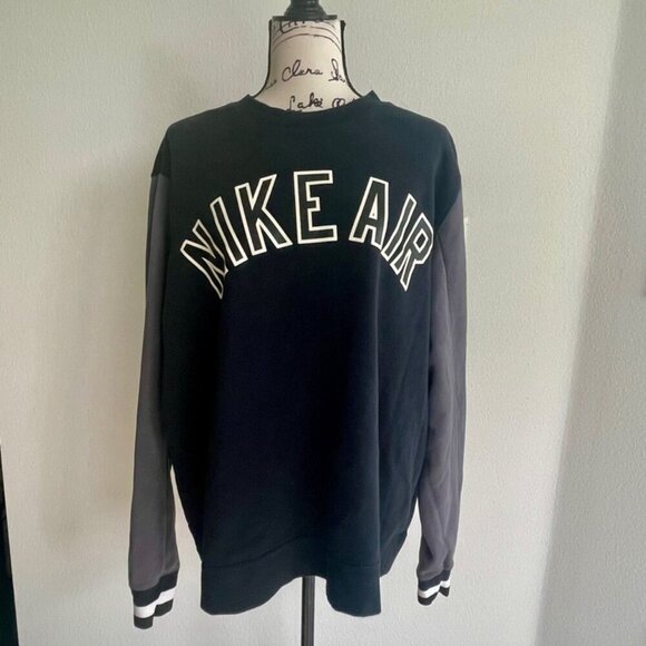 NIKE AIR SWEATSHIRT BLACK/GRAY SZ M BIG LOGO CASUAL ATHLETIC CORE VERSATILE - Picture 2 of 16